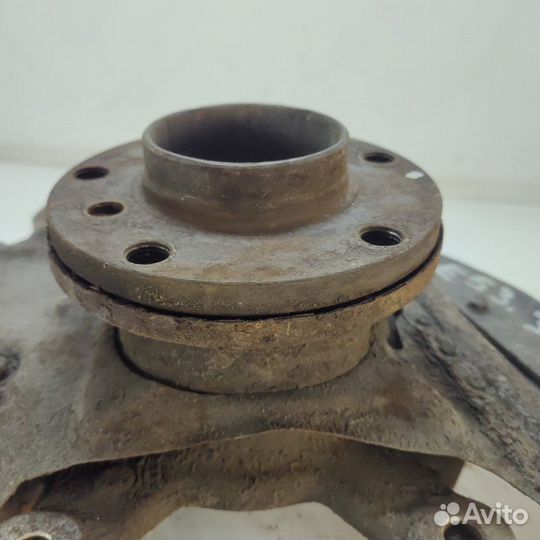 Кулак поворотный передний левый Bmw X5 3 2005