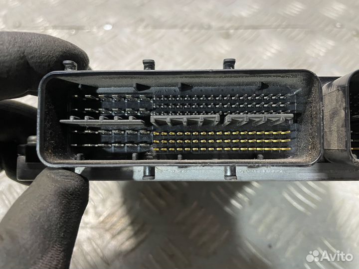 Блок управления гибридной установкой Lexus GS (3)