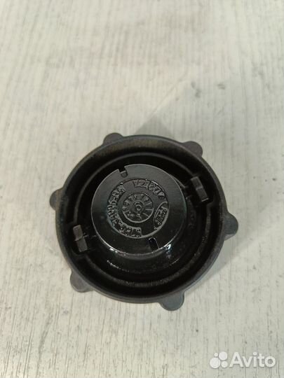 Крышка бачка гидроусилителя Ford Focus 2