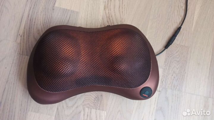 Массажная подушка с термороликами