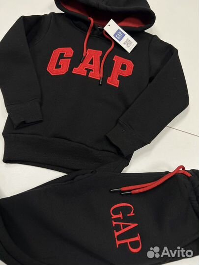 Спортивный костюм Gap