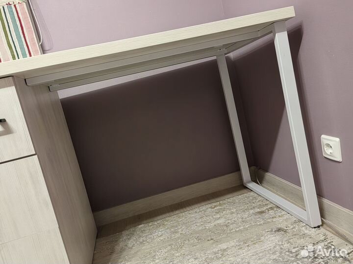 Стол письменный двухместный