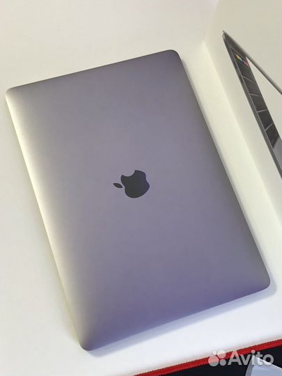 Apple MacBook Pro 13 2019 Touch bar (8/128)