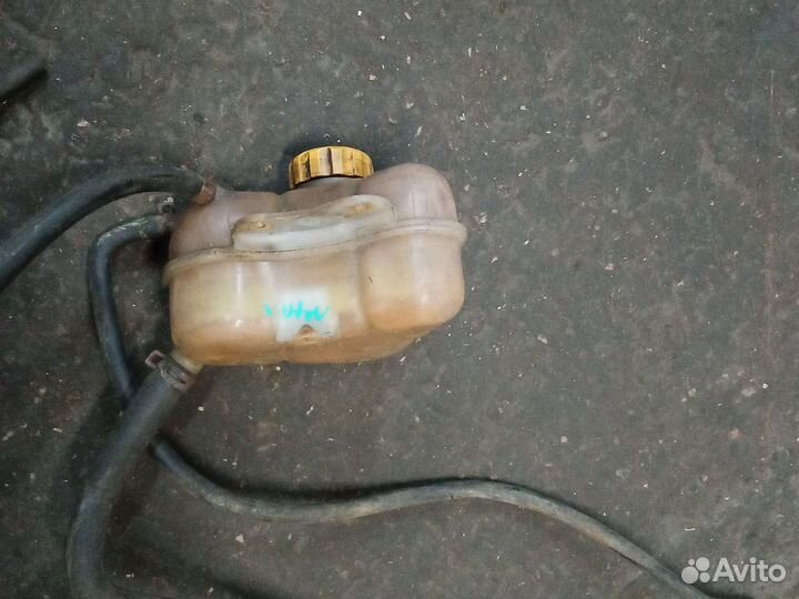 Расширительный бачок Шевроле Ланос.Сенс Шанс