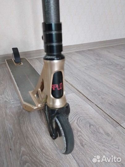 Трюковой самокат Xplore (110)