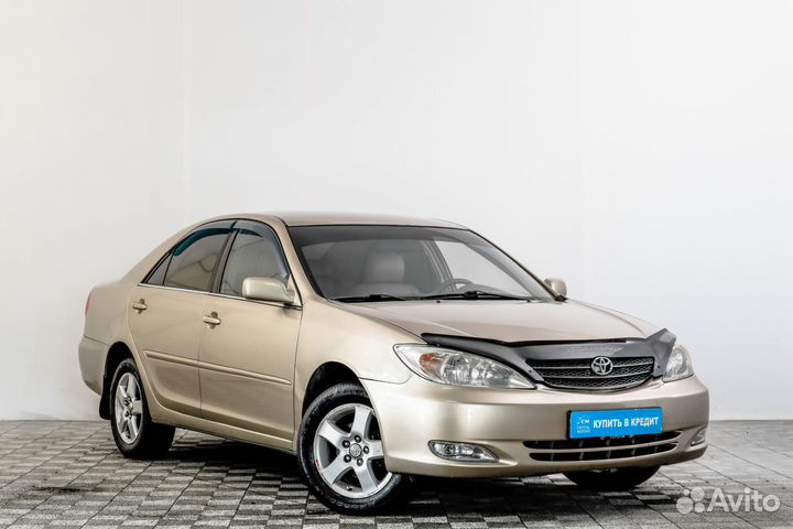 Toyota Camry, 2003