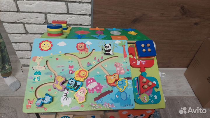 Бизиборд бизидом