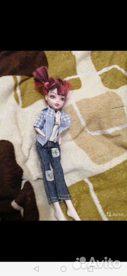 Кукла Монстер Хай дракулаура