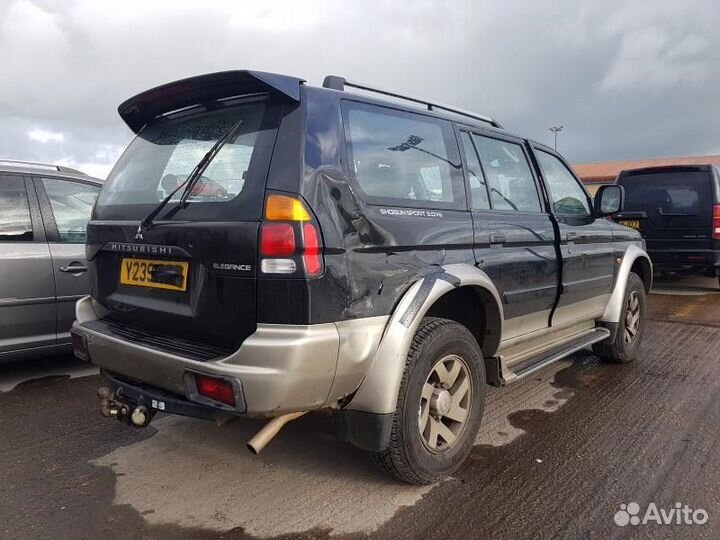 Разбор на запчасти Mitsubishi Montero Sport / Paje