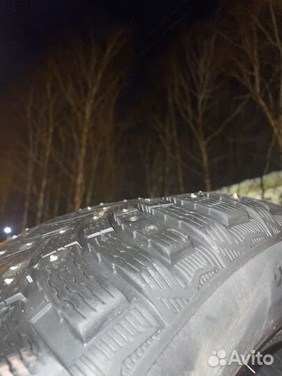 Michelin X-Ice North 4 225/55 R18
