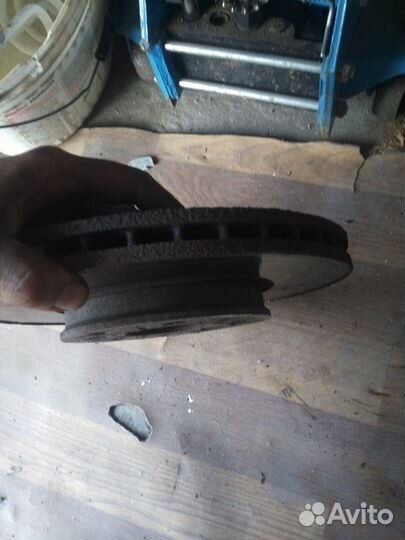 Тормозные диски и колодки Киа Рио 3 хэтчбек