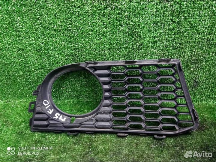 Решетка в бампер левая BMW 5-серия F10/F11 2009
