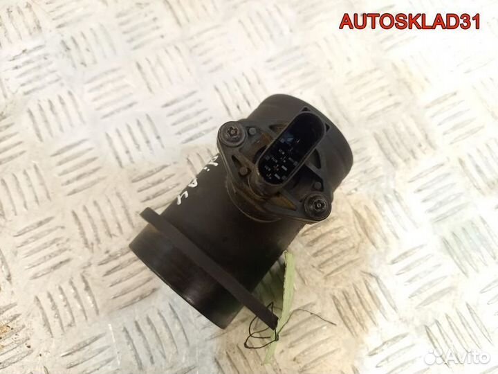 Расходомер воздуха VW Passat B5 0281002216 Дизель
