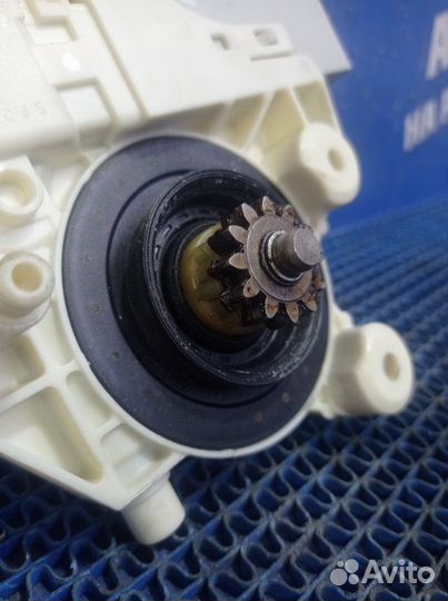 Моторчик стеклоподъемника Ford Focus 2 универсал