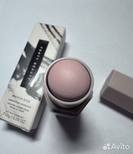 Fenty Beauty стик корректор Match Stix Correcting