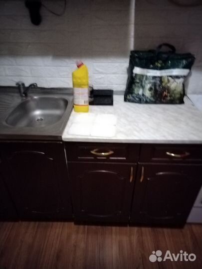 Кухонный гарнитур бу коричневый цвет с блёстками