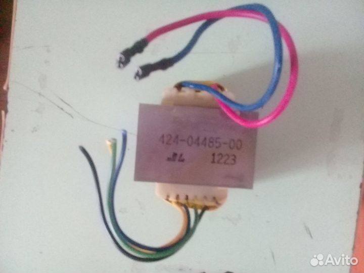 Понижающий трансформатор 220 /12