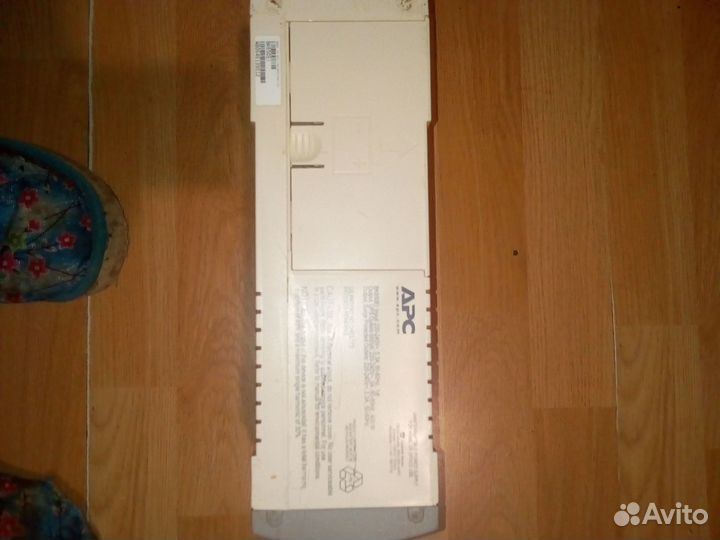 Ибп APC Back-UPS CS650