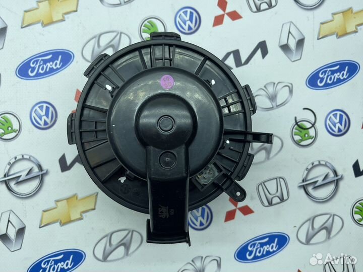 Вентиялтор отопителя Mercedes Sprinter W906 +AC