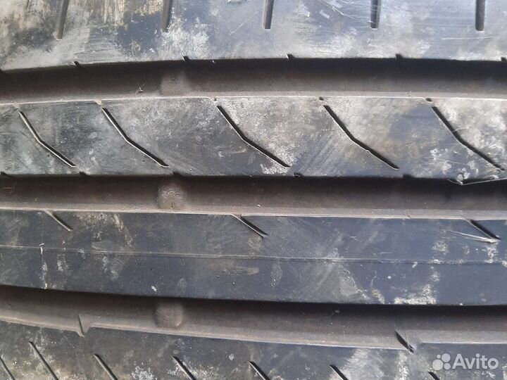 Continental ComfortContact - 5 235/40 R19