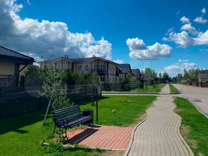 Таунхаус 60 м² на участке 2 сот.