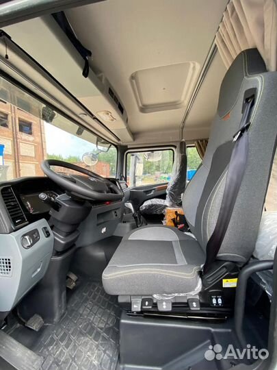 Shacman (Shaanxi) SX42584V385, 2024