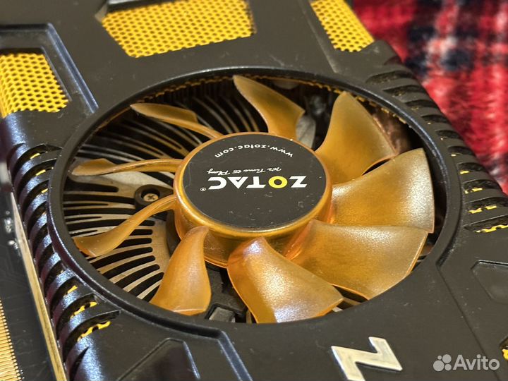 Видеокарта zotac GTX560 (1Gb/gddr5)