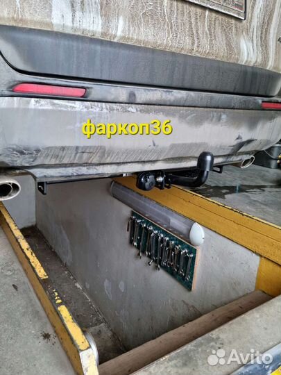 Фаркоп на Toyota RAV4 Berg