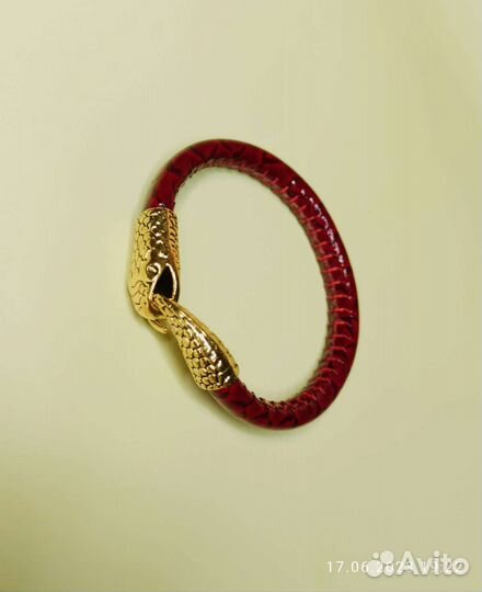 Кожаный браслет мужской