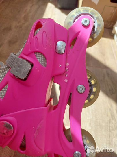 Роликовые коньки