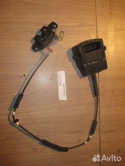 Замок спинки сиденья левый (Honda Accord)