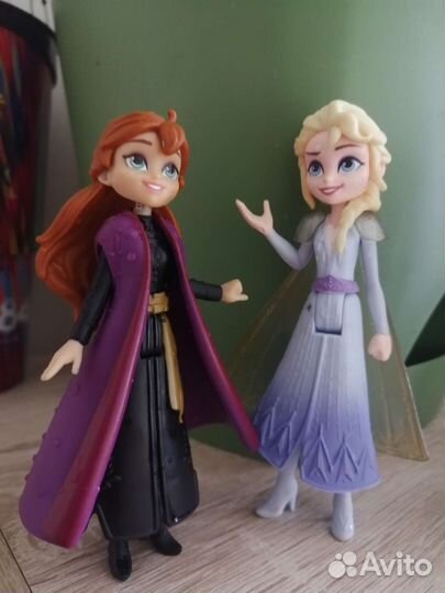 Фигурки Анны и Эльзы