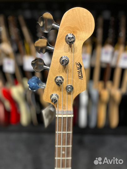 Бас-гитара Новая