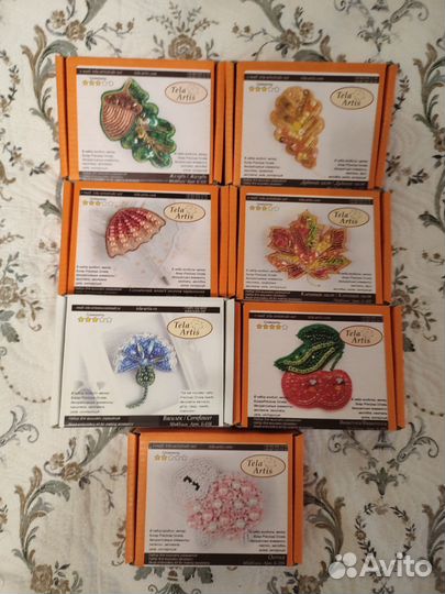 Наборы для вышивания броши