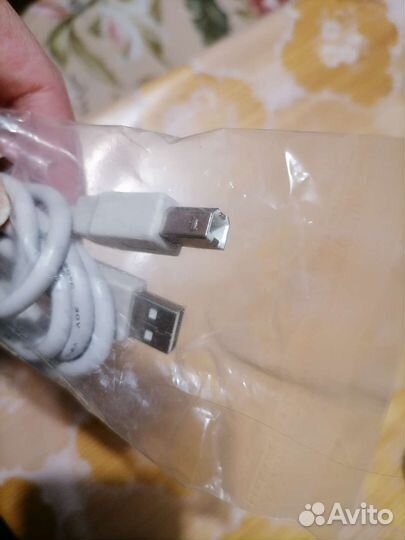 Кабель интерфейсный и аудио/видео кабель