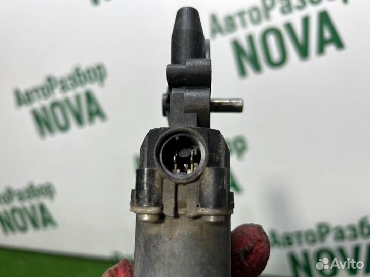 Мотор стеклоподъемника передний правый Nissan