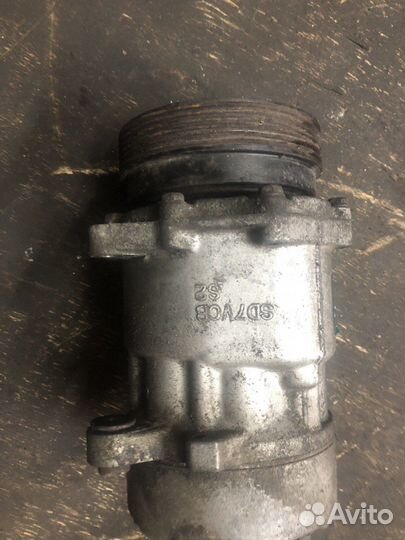 Компрессор кондиционера audi TT Audi A3 1J0820803F