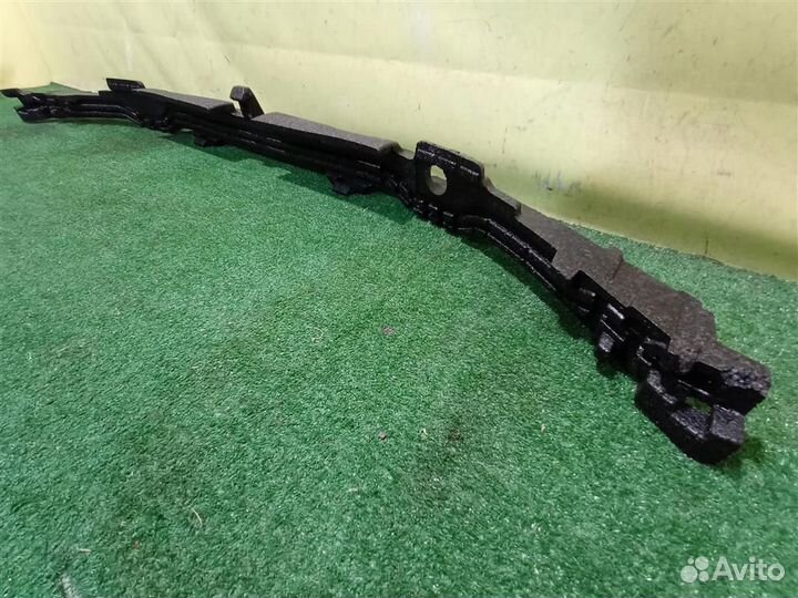 Наполнитель переднего бампера BMW 5 G30 2016