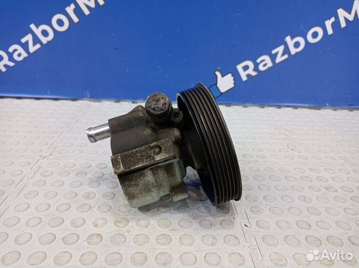 Насос гидроусилителя Renault Duster