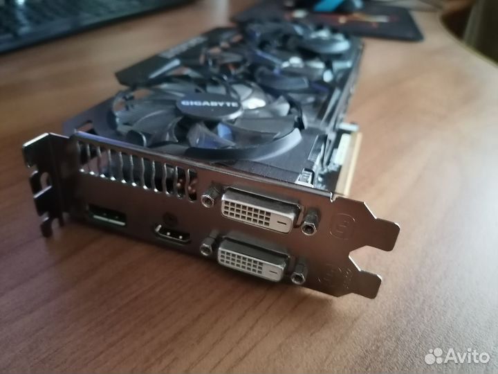 Видеокарта gigabyte R9 290 Windforce 512bit