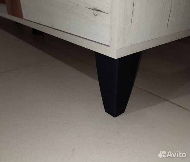 Тумба тв Парус-7 дуб крафт белый