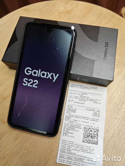 Телефон Samsung galaxy s22