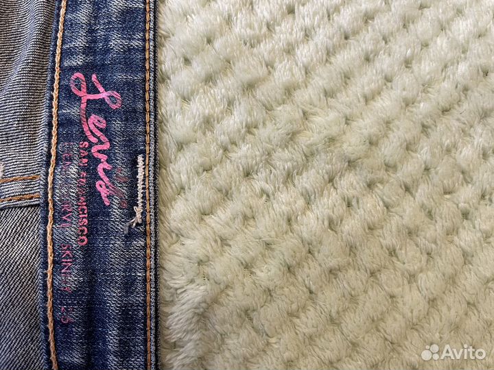Джинсы женские levis p.26