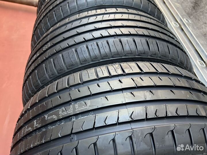 Sunwide RS-One 245/35 R20 106Y