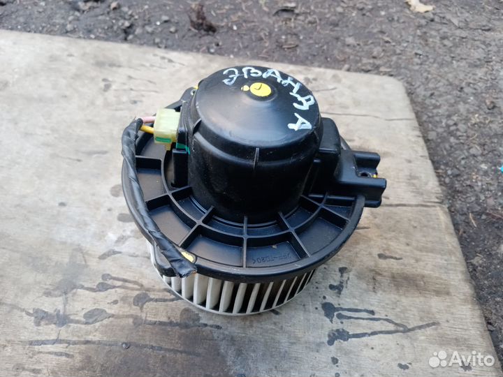 Моторчик печки на Шевроле Эванда 2006г