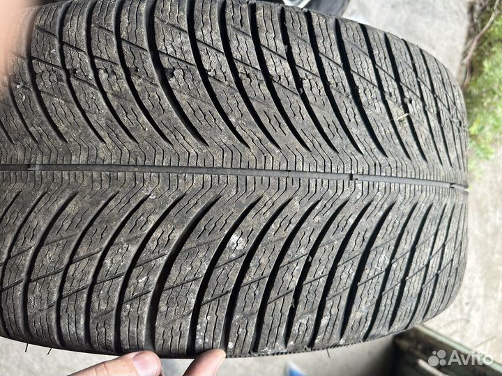 Michelin Alpin 5 245/40 R19 и 275/35 R19 100V