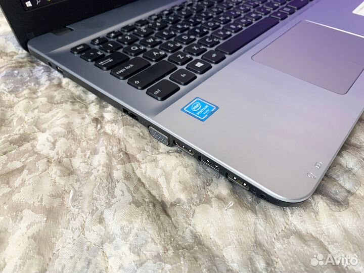 Ноутбук Asus D541NA intel 4ядра / 8GB / SSD240