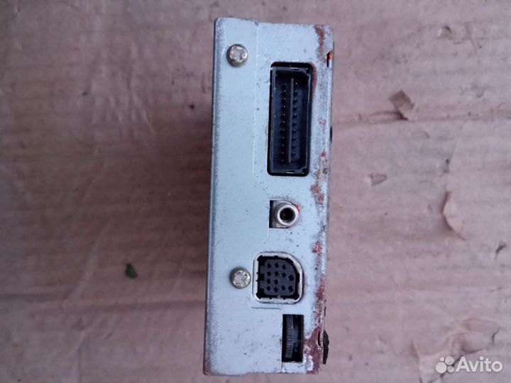 Mitsubishi Pajero модуль навигации