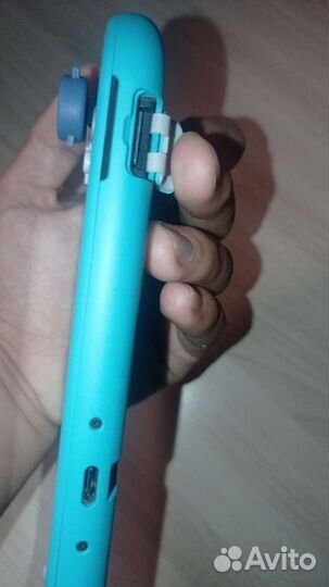 Nintendo switch lite + sd card+ игра