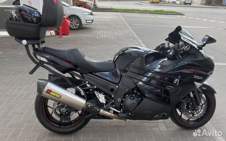 Кавасаки ZZR-1400